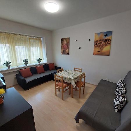 Apartman V Centre Bratislavy Appartement Bratislava Buitenkant foto